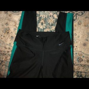 Nike leggings